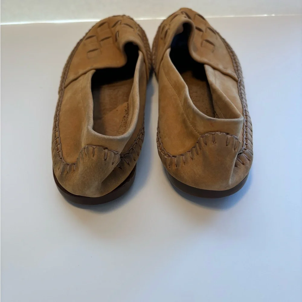 FINAL! NWOT! MEN’S GENUINE LEATHER SUEDE WHIP STITCHED MOCCASIN LOAFER SHOES - Picture 4 of 9
